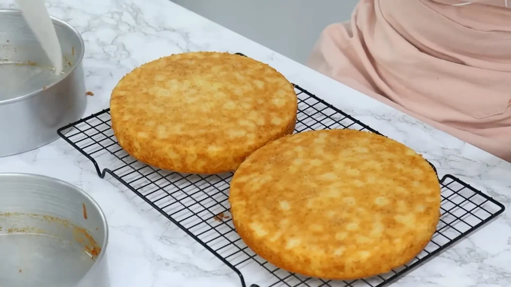 Backed Pineapple cake on a cooling rack